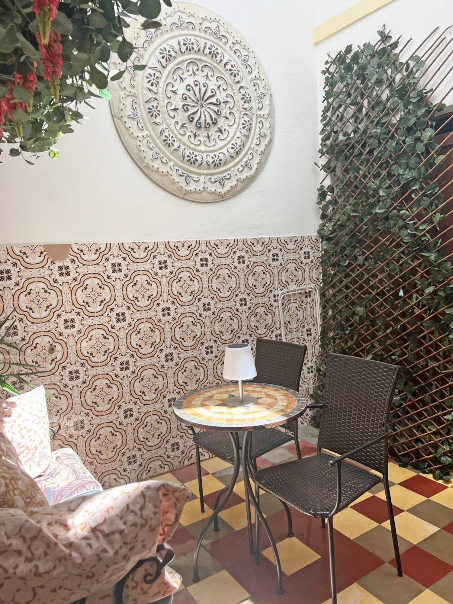 Ferienwohnung Casa Salinas, Elegant Flat W Patio In Taviras Historical Centre Exterior foto